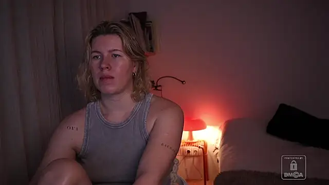 moonamii online show from 14, 1, 2026