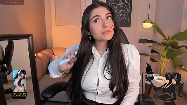 Ellie Jhonson   online show from 27, 10, 2025