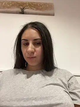 Snapshot of JenniferEdith chatting on 6, 2, 2025 JenniferEdith online show from 6, 2, 2025