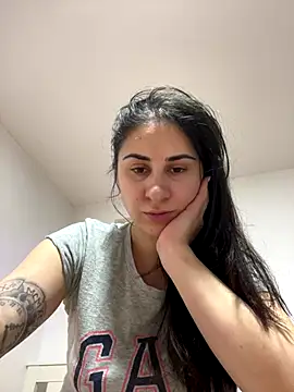Snapshot of JenniferEdith chatting on 18, 12, 2025 JenniferEdith online show from 18, 12, 2025