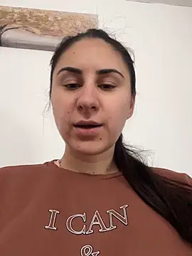 Snapshot of JenniferEdith chatting on 8, 3, 2026 JenniferEdith online show from 8, 3, 2026