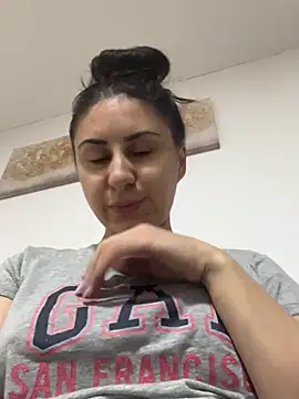 Snapshot of JenniferEdith chatting on 17, 1, 2026 JenniferEdith online show from 17, 1, 2026