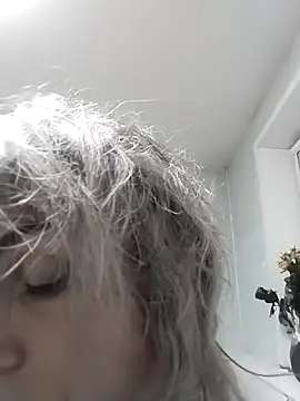 Linda Gregory online show from 17, 11, 2025