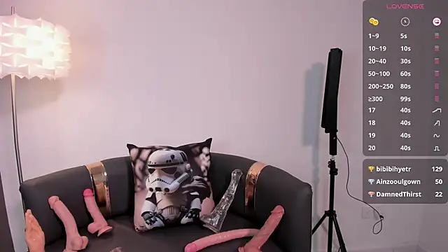 miss canndy online show from 8, 1, 2025