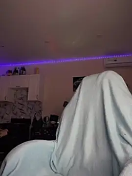 Good  Girl  online show from 17, 3, 2026