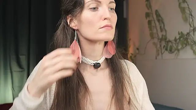 yulladao online show from 11, 2, 2026