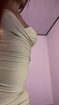 jesica  simpson online show from 21, 11, 2025