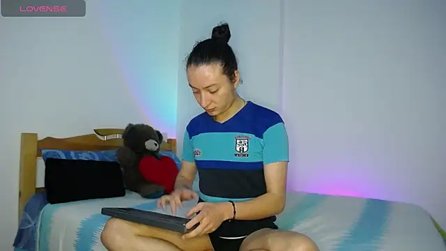Snapshot of monkeywillwhite chatting on 13, 12, 2024 monkeywillwhite online show from 13, 12, 2024