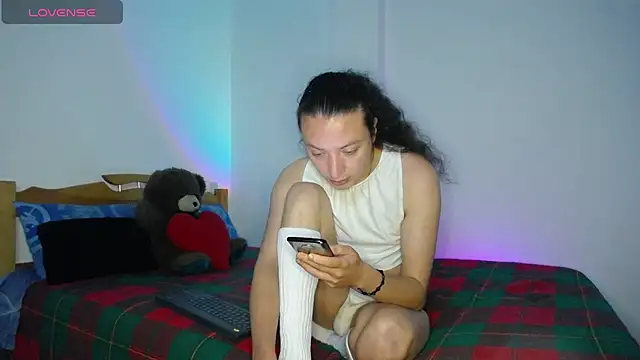 Snapshot of monkeywillwhite chatting on 22, 12, 2024 monkeywillwhite online show from 22, 12, 2024