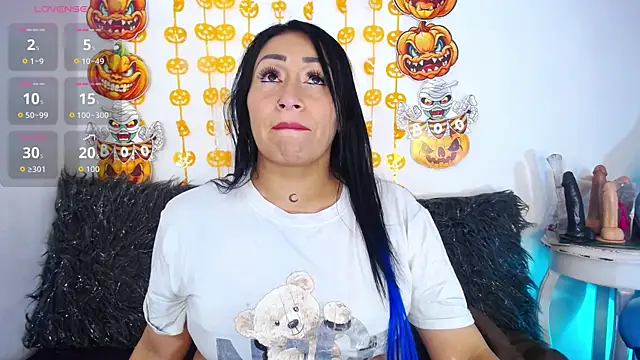 luna sofia69 online show from 4, 10, 2025