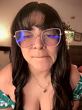 Lia flowers online show from 3, 10, 2025