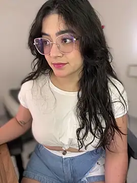 Lia flowers online show from 9, 2, 2026