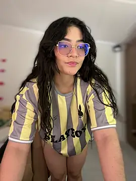 Lia flowers online show from 11, 2, 2026