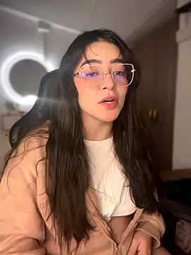 Lia flowers online show from 28, 10, 2025