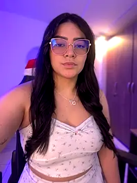 Lia flowers online show from 23, 11, 2025