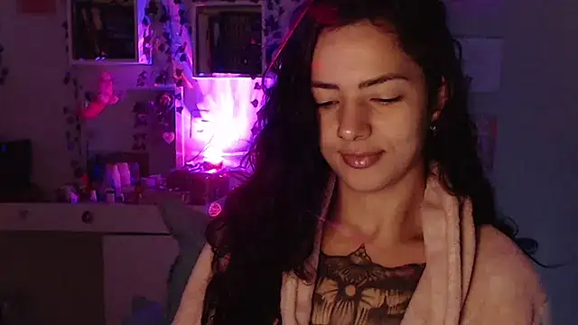 Snapshot of BeellyDance chatting on 8, 5, 2026 BeellyDance online show from 8, 5, 2026