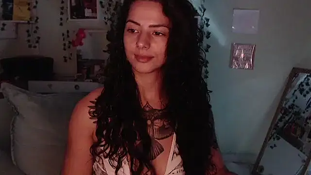 Snapshot of BeellyDance chatting on 25, 4, 2026 BeellyDance online show from 25, 4, 2026
