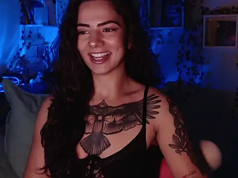 Snapshot of BeellyDance chatting on 5, 11, 2025 BeellyDance online show from 5, 11, 2025