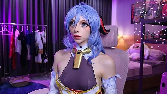 HolliWould  online show from 21, 2, 2026