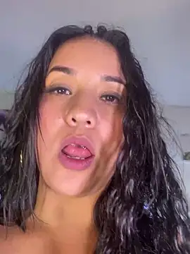 Snapshot of SalomeMartinesss chatting on 20, 2, 2025 SalomeMartinesss online show from 20, 2, 2025