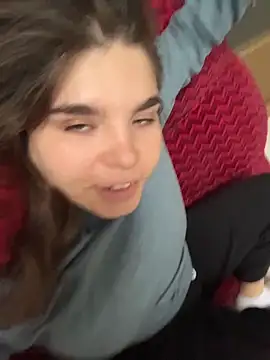 Mia Brackenridge26 online show from 3, 11, 2025