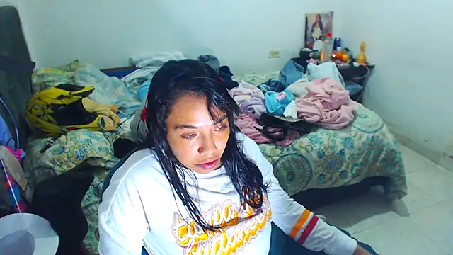 Snapshot of AmaraRoberts420 chatting on 22, 10, 2025 AmaraRoberts420 online show from 22, 10, 2025