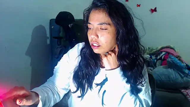 Snapshot of AmaraRoberts420 chatting on 27, 11, 2025 AmaraRoberts420 online show from 27, 11, 2025