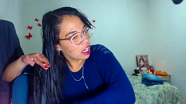 Snapshot of AmaraRoberts420 chatting on 12, 11, 2025 AmaraRoberts420 online show from 12, 11, 2025