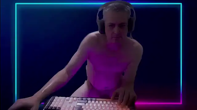 JulioMaximus online show from 18, 6, 2026