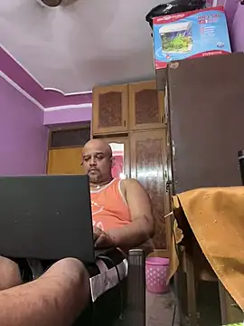 Dick 6inches online show from 4, 5, 2026