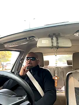 Dick 6inches online show from 2, 12, 2025