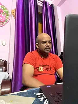 Dick 6inches online show from 6, 10, 2025