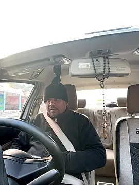 Dick 6inches online show from 12, 1, 2026