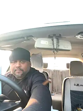 Dick 6inches online show from 12, 11, 2025