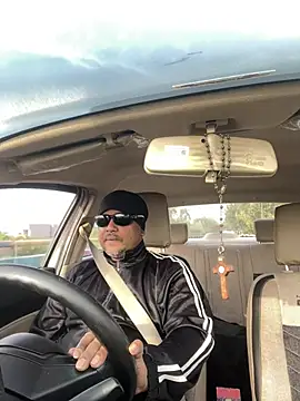 Dick 6inches online show from 27, 3, 2026