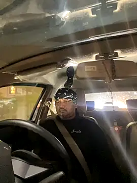 Dick 6inches online show from 30, 10, 2025