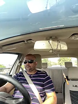 Dick 6inches online show from 18, 4, 2026