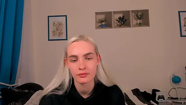 OliviaKisss online show from 18, 5, 2026