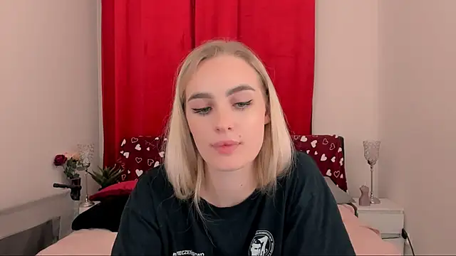 OliviaKisss online show from 8, 2, 2025