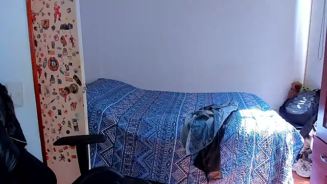 Snapshot of Tommy_Bred chatting on 29, 11, 2025 Tommy Bred online show from 29, 11, 2025