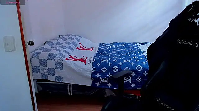 Tommy Bred online show from 9, 5, 2026