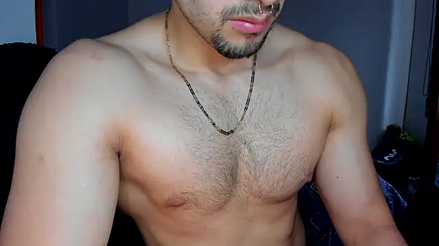 Snapshot of Tommy_Bred chatting on 28, 11, 2025 Tommy Bred online show from 28, 11, 2025