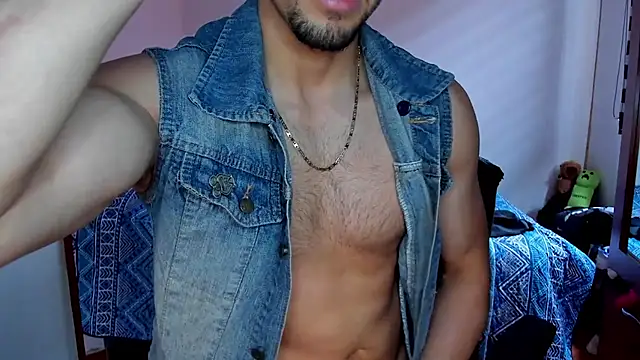 Snapshot of Tommy_Bred chatting on 26, 11, 2025 Tommy Bred online show from 26, 11, 2025