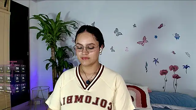 VICTORIABLACK xh online show from 17, 5, 2026