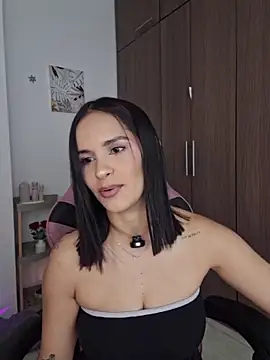 Snapshot of heyshaa chatting on 28, 5, 2026 heyshaa online show from 28, 5, 2026
