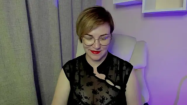 feliziaDesire online show from 5, 7, 2026