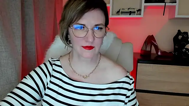 feliziaDesire online show from 18, 3, 2026