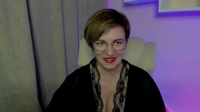 feliziaDesire online show from 6, 7, 2026