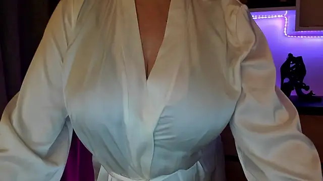 feliziaDesire online show from 1, 2, 2026