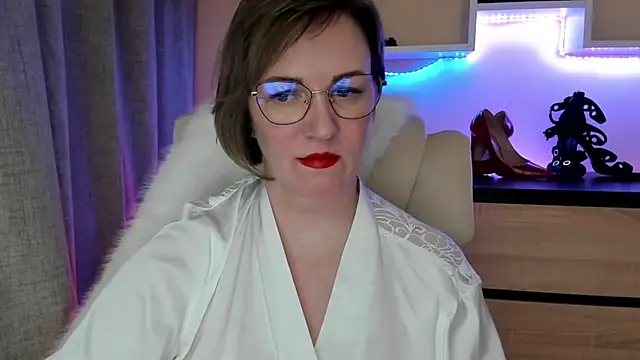 feliziaDesire online show from 9, 2, 2026